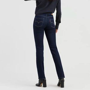 NWOT Levi's 724 High Rise Straight Jeans